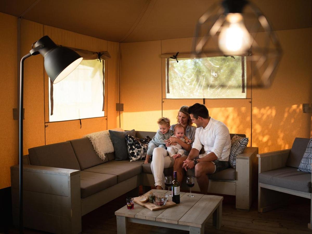Landal Glamping Neufchateau Hotel Eksteriør billede